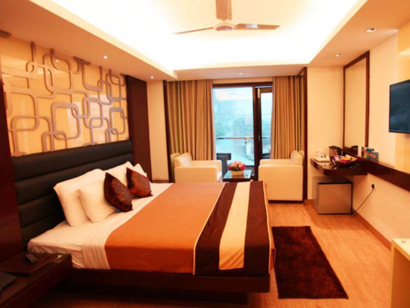 Fabhotel Red Leaf Mall Road Mussoorie Exterior foto