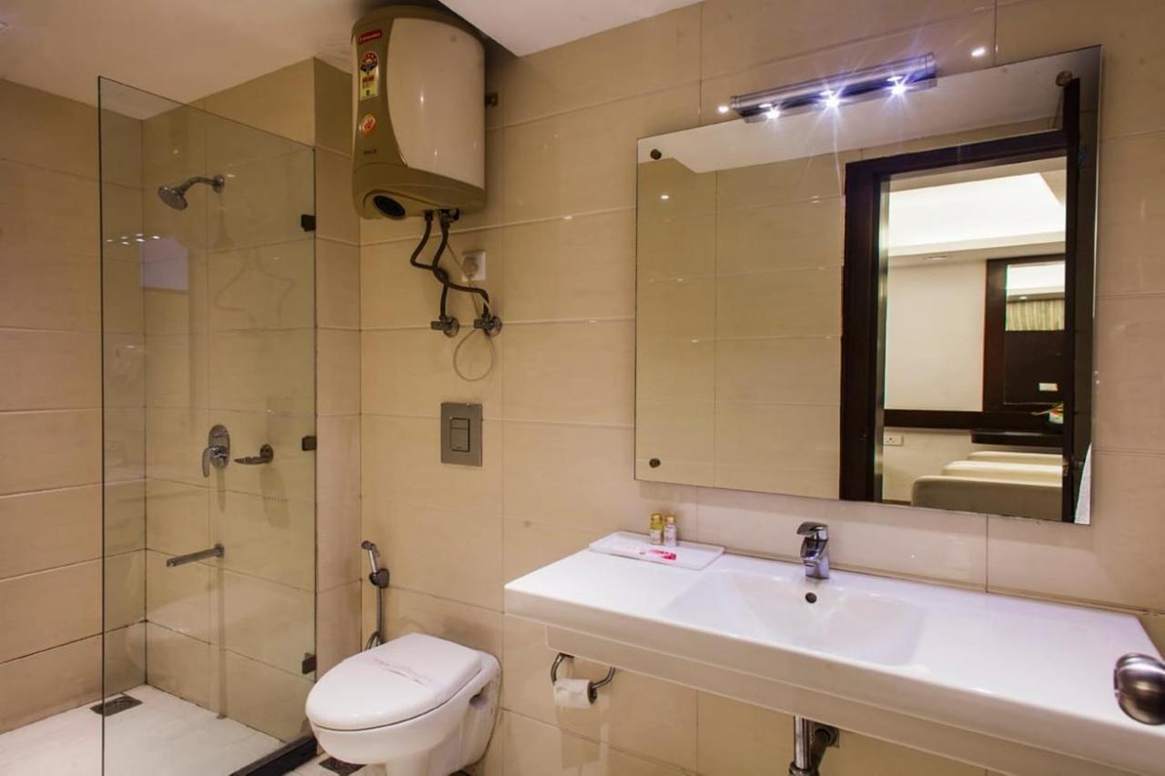 Fabhotel Red Leaf Mall Road Mussoorie Exterior foto
